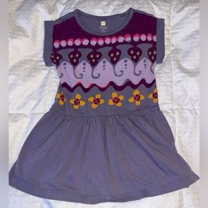 Tea Collection Size 4 Short Sleeve Dress Purple with Beautiful Pattern
